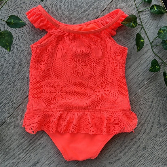 Neon orange crochet swimsuit - Picture 2 of 3